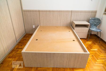 Suporte para Cama de Casal de apartamento para alugar com 1 quarto, 32m² em Centro, Belo Horizonte