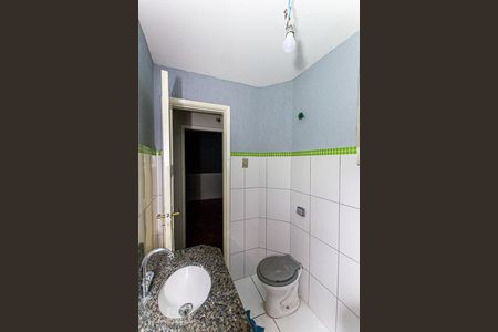 Banheiro de apartamento para alugar com 1 quarto, 48m² em Centro, Niterói