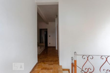 Corredor de casa para alugar com 10 quartos, 450m² em Sagrada Família, Belo Horizonte