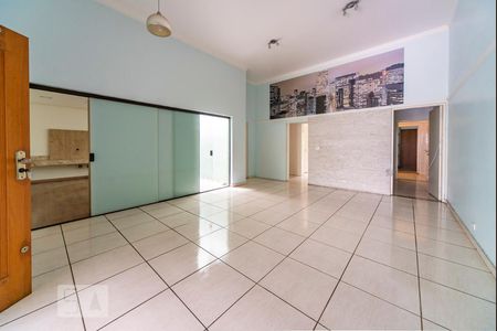 Sala de casa para alugar com 3 quartos, 300m² em Silveira, Santo André