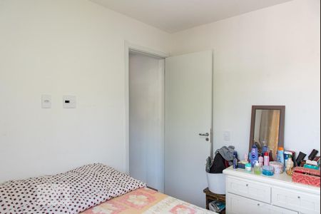 Quarto 2 de apartamento para alugar com 2 quartos, 41m² em Jardim Sao Saverio, São Paulo