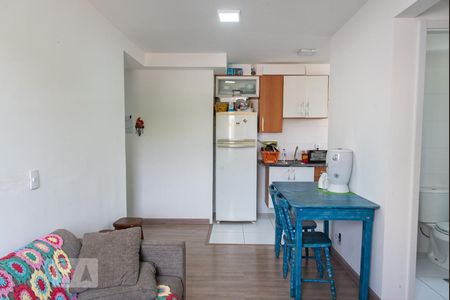 Sala de apartamento para alugar com 2 quartos, 41m² em Jardim Sao Saverio, São Paulo