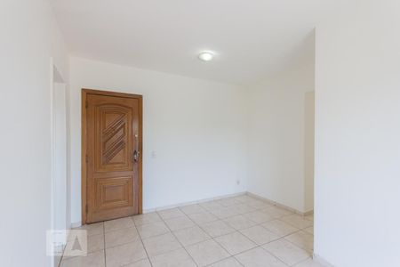 Sala de apartamento para alugar com 2 quartos, 55m² em Pechincha, Rio de Janeiro