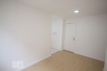 Sala de apartamento à venda com 2 quartos, 43m² em Pechincha, Rio de Janeiro