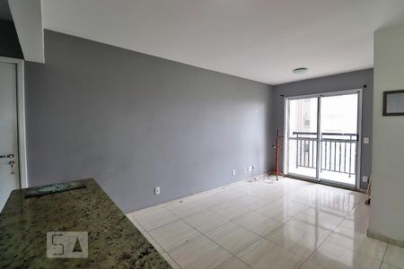 Sala de apartamento para alugar com 3 quartos, 66m² em Vila Metalurgica, Santo André