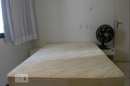 Quarto  de apartamento para alugar com 1 quarto, 56m² em Caminho das Árvores, Salvador