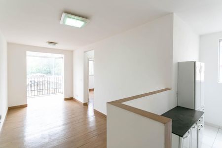 Sala de apartamento à venda com 2 quartos, 55m² em Planalto, Belo Horizonte