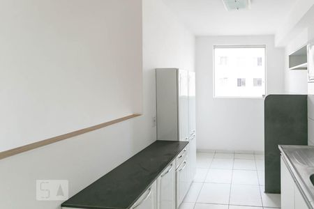 Cozinha de apartamento à venda com 2 quartos, 55m² em Planalto, Belo Horizonte