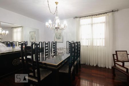 Sala de casa para alugar com 4 quartos, 300m² em Jardim Anália Franco, São Paulo