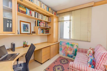 Quarto 1 de apartamento à venda com 2 quartos, 126m² em Petrópolis, Porto Alegre