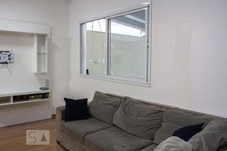 Sala de casa de condomínio à venda com 3 quartos, 140m² em Olaria, Canoas