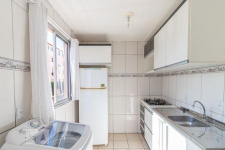 Cozinha de apartamento à venda com 1 quarto, 36m² em Vila Nova, Porto Alegre