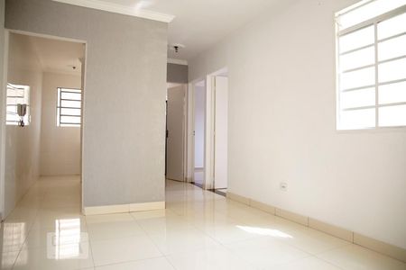 Sala de apartamento para alugar com 2 quartos, 44m² em Serraria, Diadema