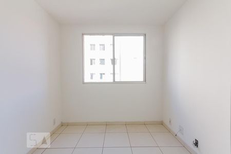 Sala de apartamento à venda com 2 quartos, 50m² em Vila Noêmia, Santo André