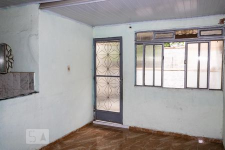 Sala de casa para alugar com 1 quarto, 50m² em Guaratiba, Rio de Janeiro