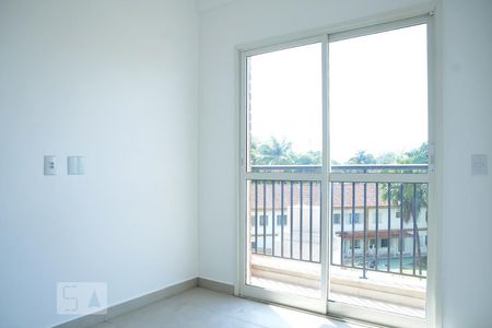 Quarto Suíte 1 de apartamento para alugar com 2 quartos, 70m² em Granja Viana, Cotia