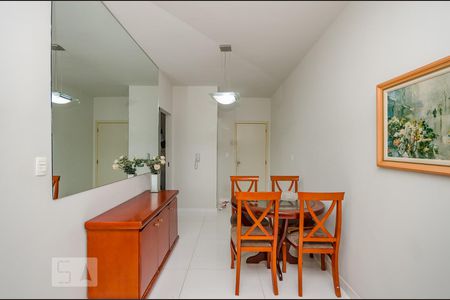 Sala de apartamento à venda com 2 quartos, 60m² em Buritis, Belo Horizonte