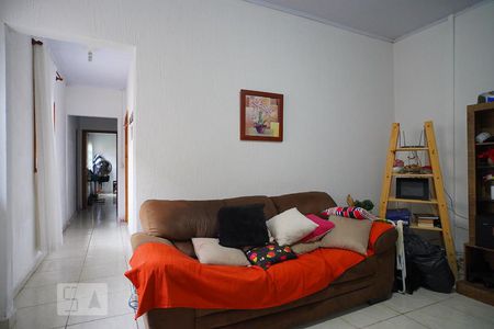 Sala de casa de condomínio à venda com 3 quartos, 180m² em Navegantes, Porto Alegre