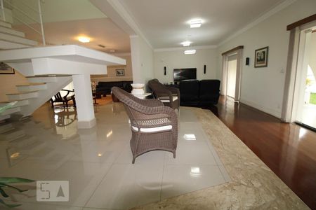 Sala de casa para alugar com 4 quartos, 800m² em Parque Taquaral, Campinas