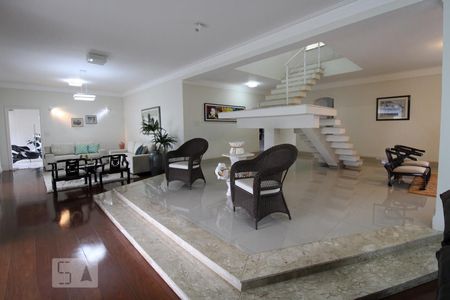 Sala de casa para alugar com 4 quartos, 800m² em Parque Taquaral, Campinas