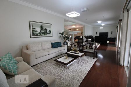 Sala de casa para alugar com 4 quartos, 800m² em Parque Taquaral, Campinas