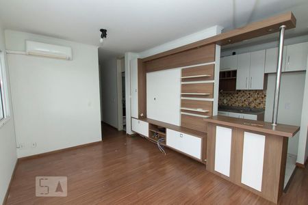 Sala de apartamento à venda com 3 quartos, 68m² em Humaitá, Porto Alegre