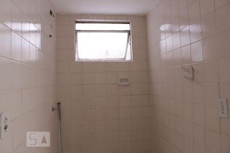 Banheiro de apartamento para alugar com 2 quartos, 57m² em Pechincha, Rio de Janeiro