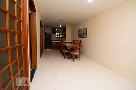 Sala de casa para alugar com 4 quartos, 280m² em Jardim Rizzo, Guarulhos