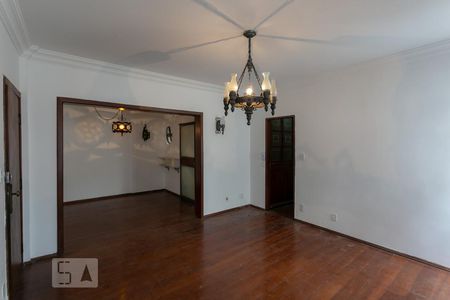 Sala de apartamento para alugar com 3 quartos, 127m² em Sagrada Família, Belo Horizonte