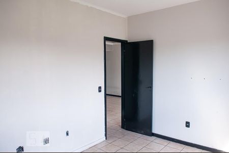 Quarto 1 de apartamento para alugar com 2 quartos, 75m² em Taquara, Rio de Janeiro