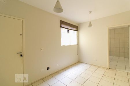 Sala de apartamento para alugar com 2 quartos, 55m² em Vila Augusta, Sorocaba