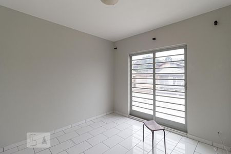 Sala 3 de casa para alugar com 4 quartos, 200m² em Bela Vista, Osasco