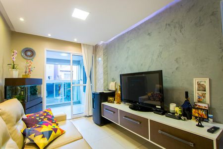 Sala de apartamento à venda com 3 quartos, 84m² em Vila Valparaíso, Santo André