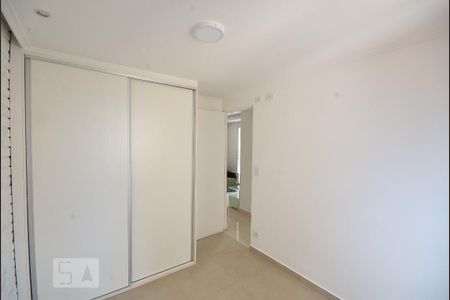 Quarto 1 de apartamento para alugar com 2 quartos, 48m² em Jardim Santa Luzia, São Paulo