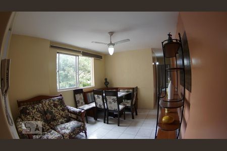 Sala de apartamento para alugar com 2 quartos, 48m² em Jacarepaguá, Rio de Janeiro