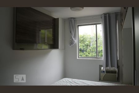 Quarto 2 de apartamento para alugar com 2 quartos, 48m² em Jacarepaguá, Rio de Janeiro