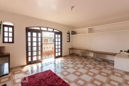 Sala de casa para alugar com 3 quartos, 260m² em Cidade das Flores, Osasco