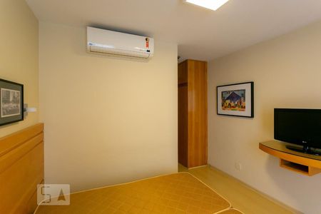 Quarto de apartamento para alugar com 1 quarto, 42m² em Funcionários, Belo Horizonte