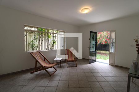 Sala 1 de casa para alugar com 5 quartos, 300m² em Jardim Marajoara, São Paulo