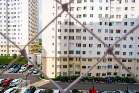 Vista da sala de apartamento à venda com 2 quartos, 42m² em Parque São Vicente, Santo André