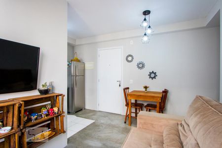 Sala de apartamento à venda com 2 quartos, 42m² em Parque São Vicente, Santo André