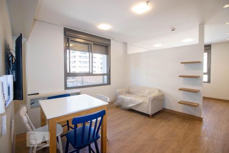 Sala/cozinha de kitnet/studio para alugar com 1 quarto, 45m² em Petrópolis, Porto Alegre