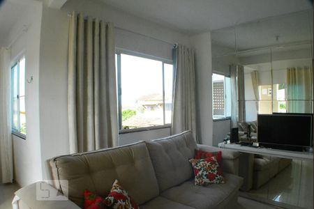 Sala de casa de condomínio para alugar com 3 quartos, 240m² em Saboeiro, Salvador