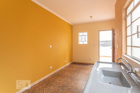 Cozinha de casa para alugar com 1 quarto, 50m² em Jaguaribe, Osasco