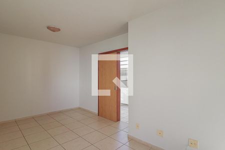 Sala de apartamento à venda com 3 quartos, 70m² em Santa Efigênia, Belo Horizonte