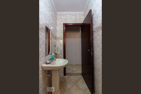 Lavabo de casa para alugar com 5 quartos, 125m² em Pestana, Osasco