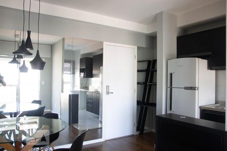 Sala de apartamento para alugar com 1 quarto, 44m² em Vila Lídia, Campinas