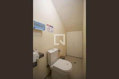 Lavabo de casa para alugar com 3 quartos, 293m² em Vila Baruel, São Paulo