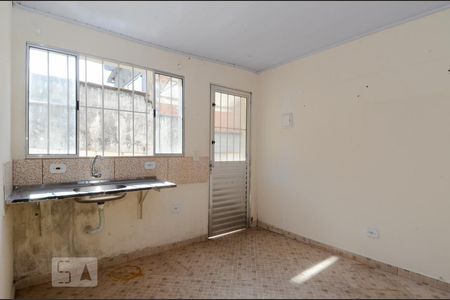 Cozinha de casa para alugar com 2 quartos, 70m² em Jardim São Paulo, Guarulhos