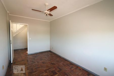 Quarto 1 de apartamento para alugar com 2 quartos, 65m² em Sarandi, Porto Alegre